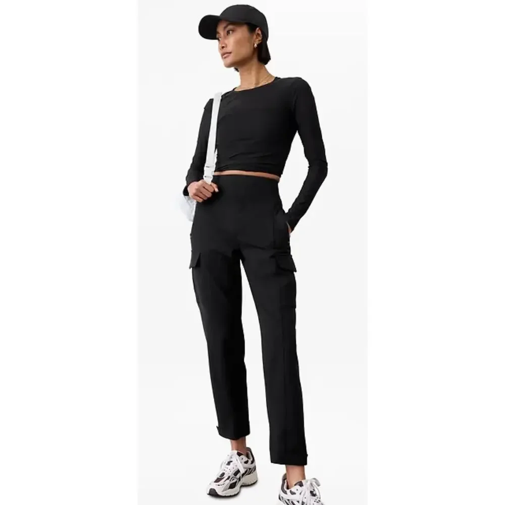 Athleta Endless High Rise Cargo Pant - size 14